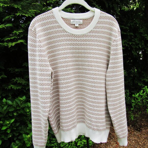 Free Assembly Soft & Stretchy Rayon-Blend Crewneck Sweater - Picture 1 of 3